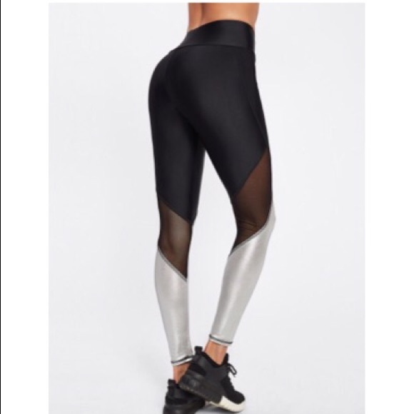 Two Tone Mesh Insert Leggings...Sz: Small & Medium - Picture 2 of 5
